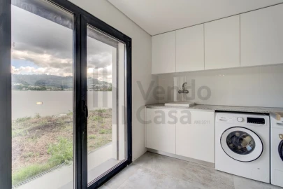Moradia T3 para Venda em Este (São Pedro e São Mamede)
