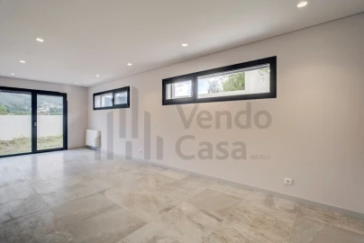 Moradia T3 para Venda em Este (São Pedro e São Mamede)
