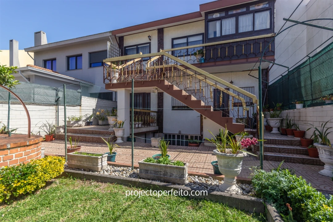 Moradia T4 para Venda em Silvalde Foto 6