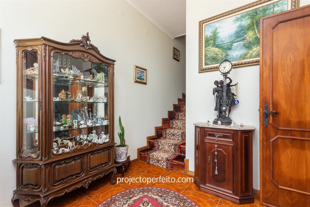 Moradia T4 para Venda em Silvalde Foto 10