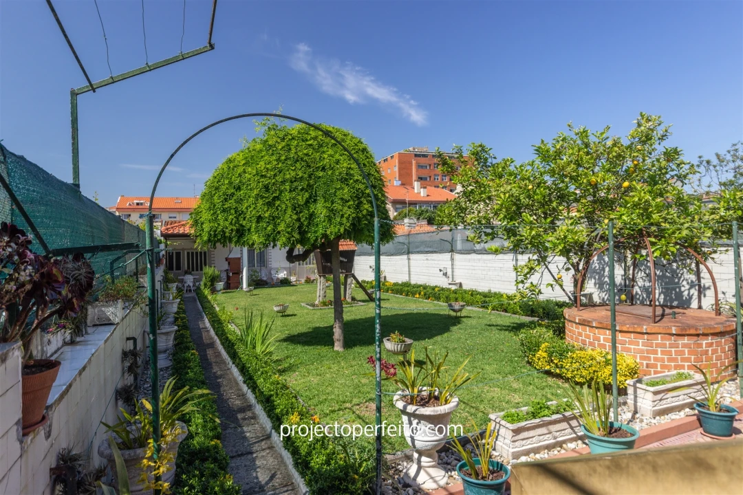 Moradia T4 para Venda em Silvalde Foto 1