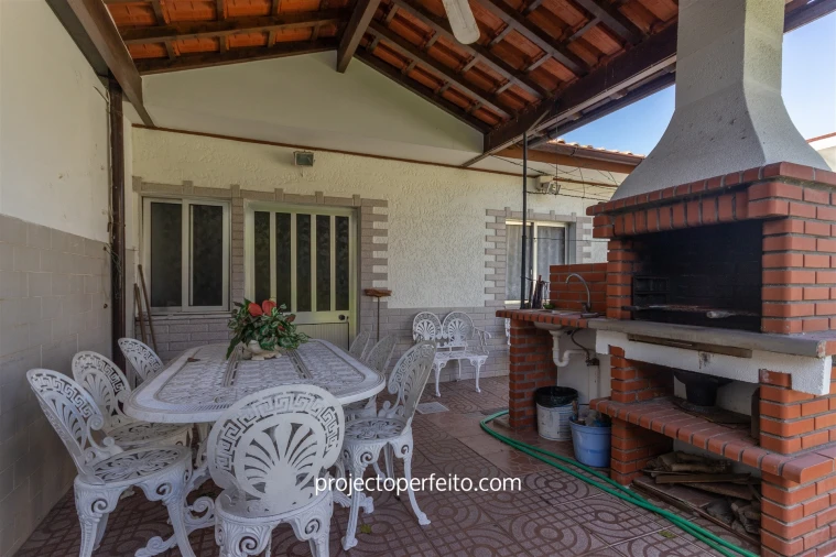 Moradia T4 para Venda em Silvalde Foto 9