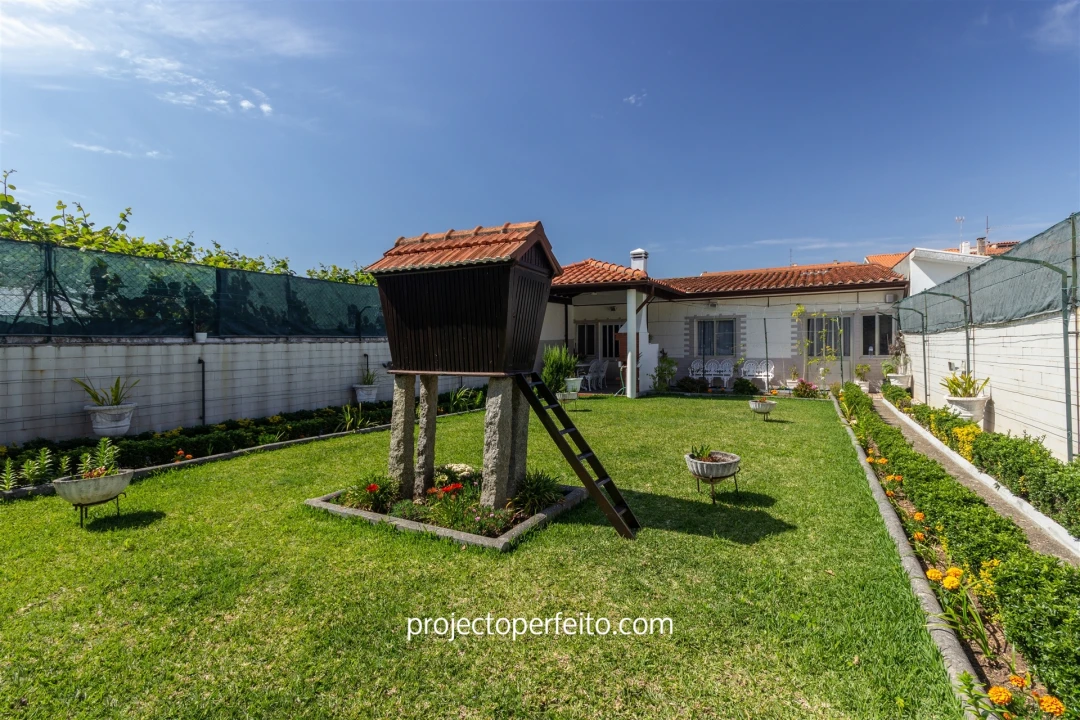 Moradia T4 para Venda em Silvalde Foto 7