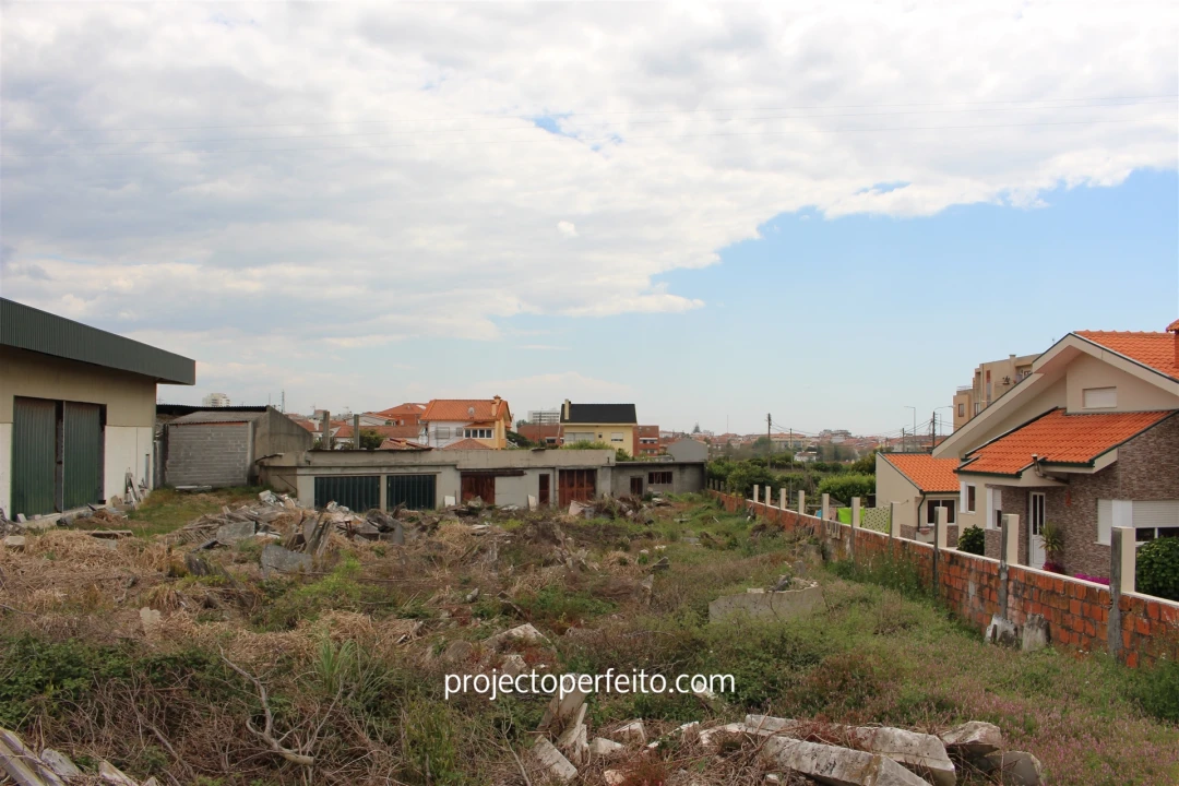 Terreno para Venda em São Felix da Marinha Foto 1