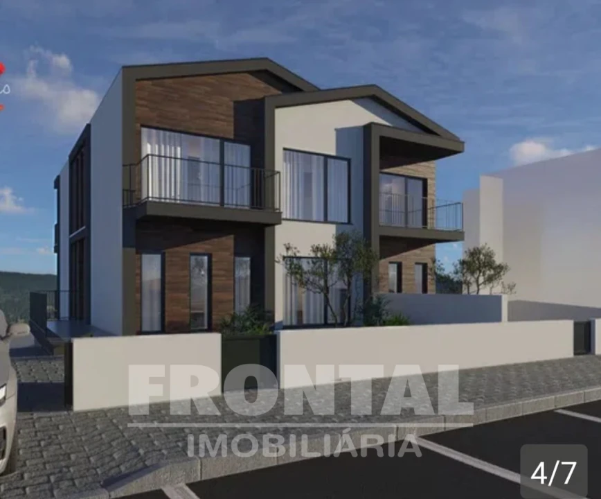 Moradia T0 para Venda em Mirandela Foto 1