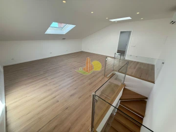 Apartamento T4 para Venda em Tavarede