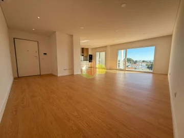 Apartamento T4 para Venda em Tavarede