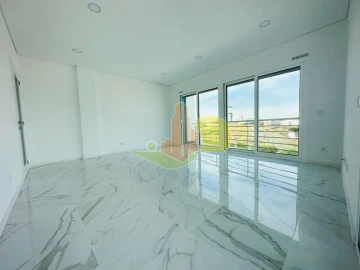 Apartamento T3 para Venda em São Pedro