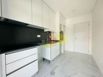 Apartamento T3 para Venda em São Pedro