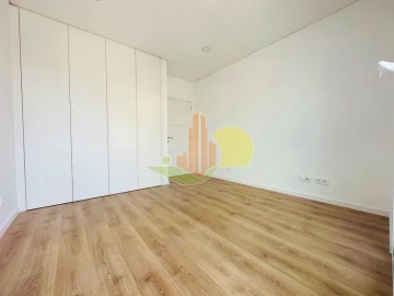 Apartamento T3 para Venda em São Pedro