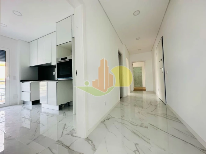 Apartamento T3 para Venda em São Pedro Foto 2