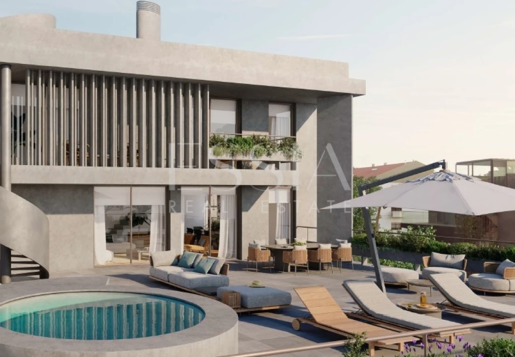 Apartamento T4 para Venda em Lordelo do Ouro e Massarelos Foto 1