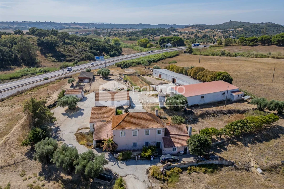 Moradia T3 para Venda em Marvila, Ribeira Santarém, São Salvador, São Nicolau Foto 9