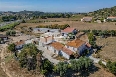 Moradia T3 para Venda em Marvila, Ribeira Santarém, São Salvador, São Nicolau