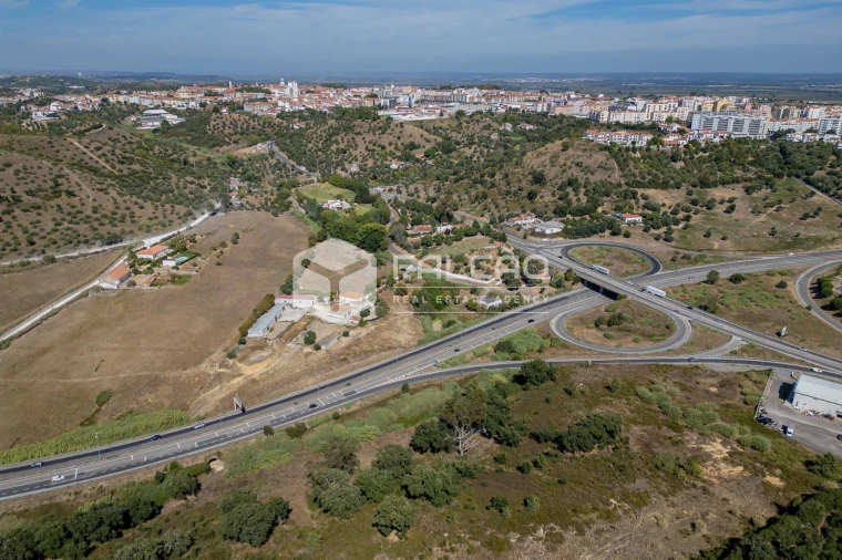 Moradia T3 para Venda em Marvila, Ribeira Santarém, São Salvador, São Nicolau Foto 12