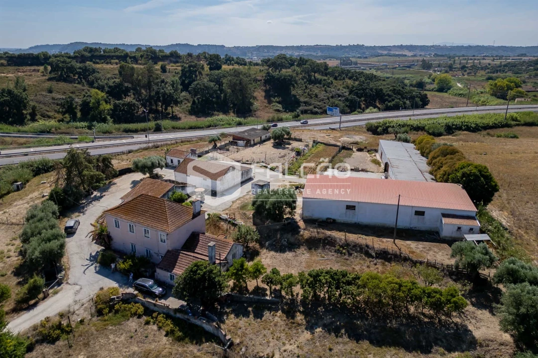 Moradia T3 para Venda em Marvila, Ribeira Santarém, São Salvador, São Nicolau Foto 8