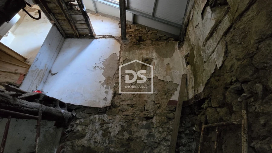 Moradia T2 para Venda em Manteigas (Santa Maria) Foto 10