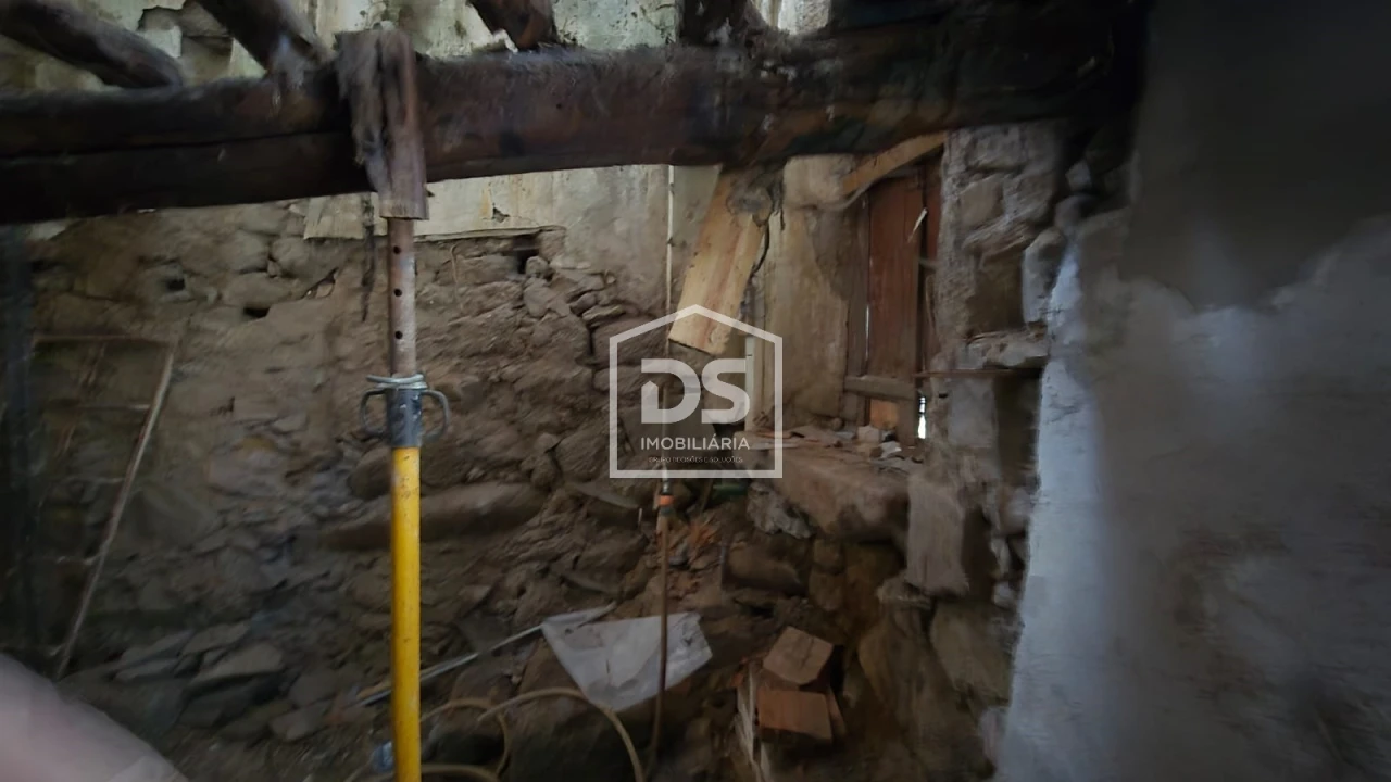 Moradia T2 para Venda em Manteigas (Santa Maria) Foto 11