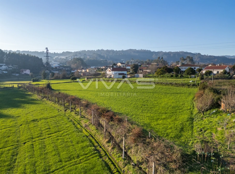 Terreno para Venda em Vila Verde e Barbudo Foto 14
