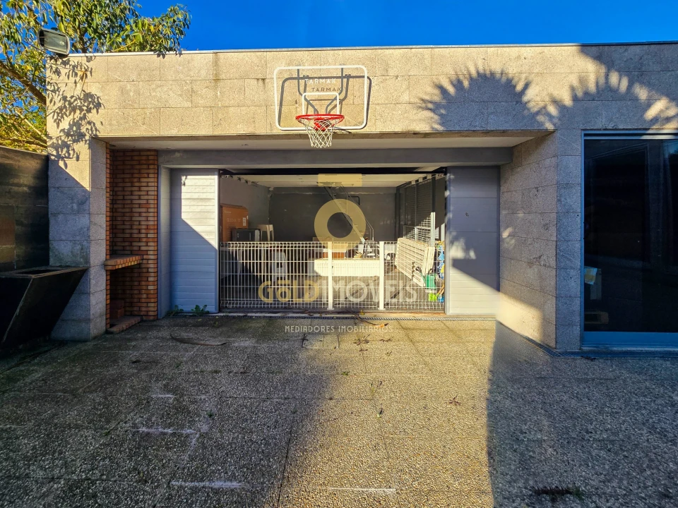 Moradia T0 para Venda em São Roque Foto 37