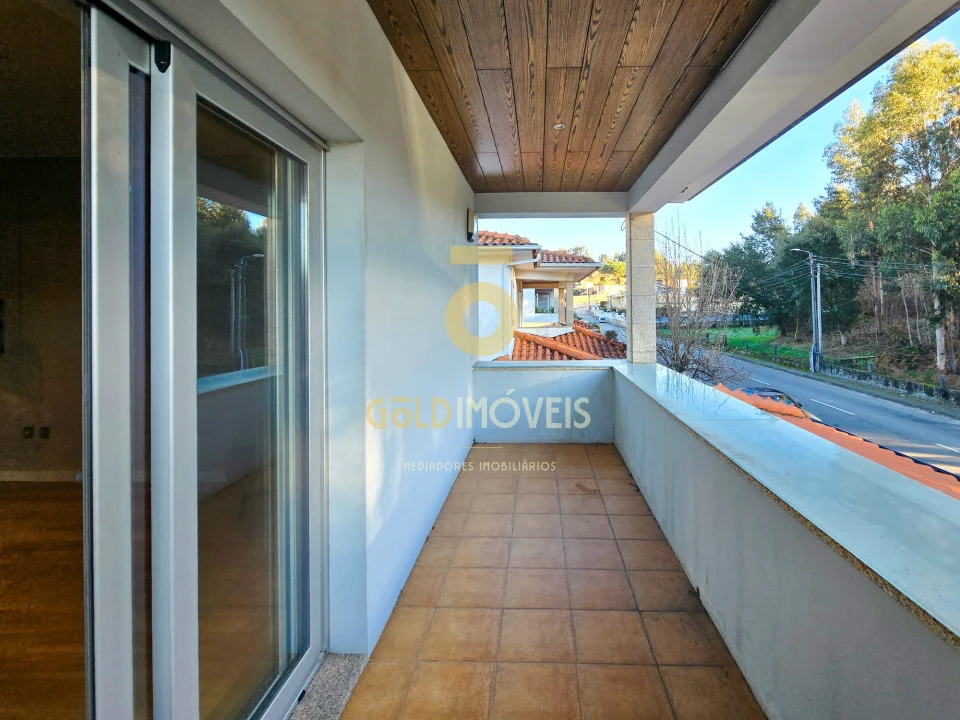 Moradia T0 para Venda em São Roque Foto 26