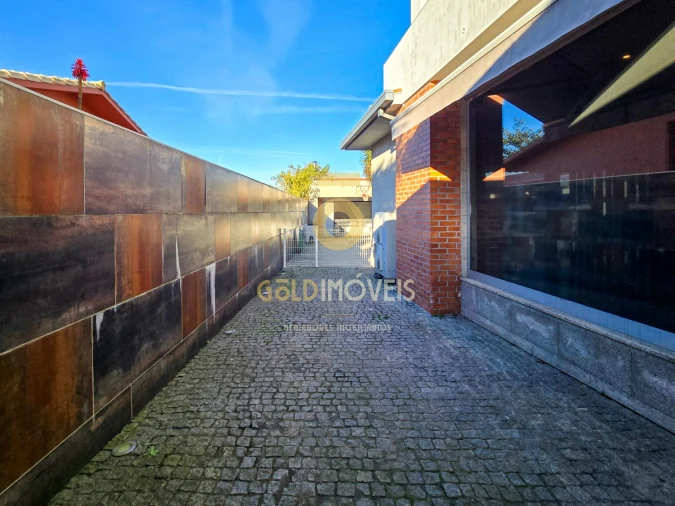 Moradia T0 para Venda em São Roque Foto 39