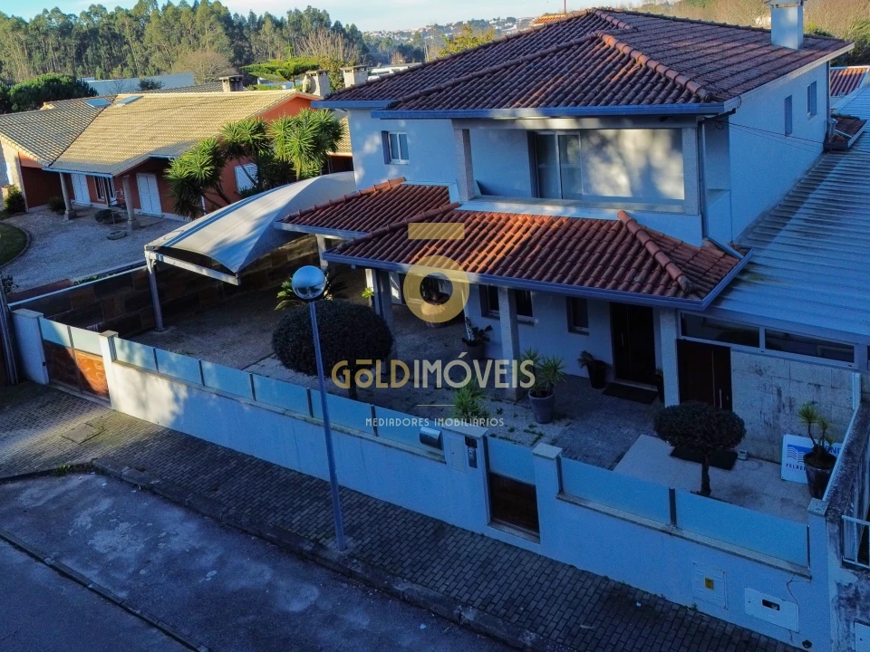 Moradia T0 para Venda em São Roque Foto 45