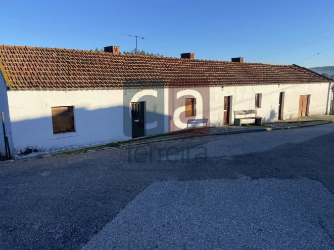 Moradia T6 para Venda em Parreira e Chouto