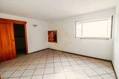 Moradia T4 para Venda em Sesimbra (Castelo)