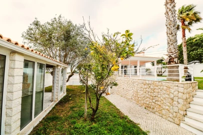 Moradia T4 para Venda em Sesimbra (Castelo)