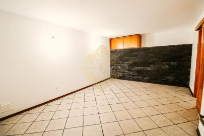 Moradia T4 para Venda em Sesimbra (Castelo)