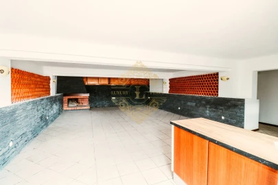 Moradia T4 para Venda em Sesimbra (Castelo)