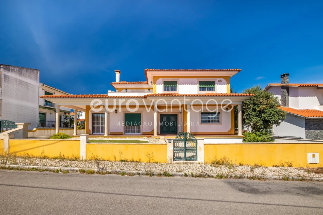 Moradia T7 para Venda em Marinha Grande Foto 4