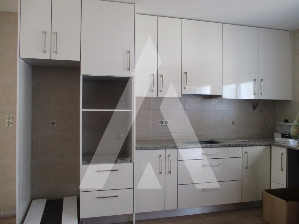 Moradia T4 para Venda em Bustos, Troviscal e Mamarrosa Foto 1