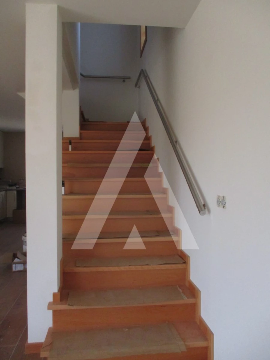 Moradia T4 para Venda em Bustos, Troviscal e Mamarrosa Foto 6