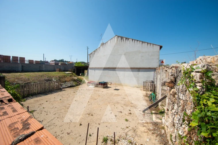 Terreno para Venda em Ega Foto 2