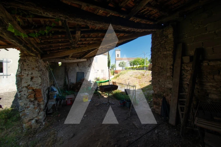 Terreno para Venda em Ega Foto 1