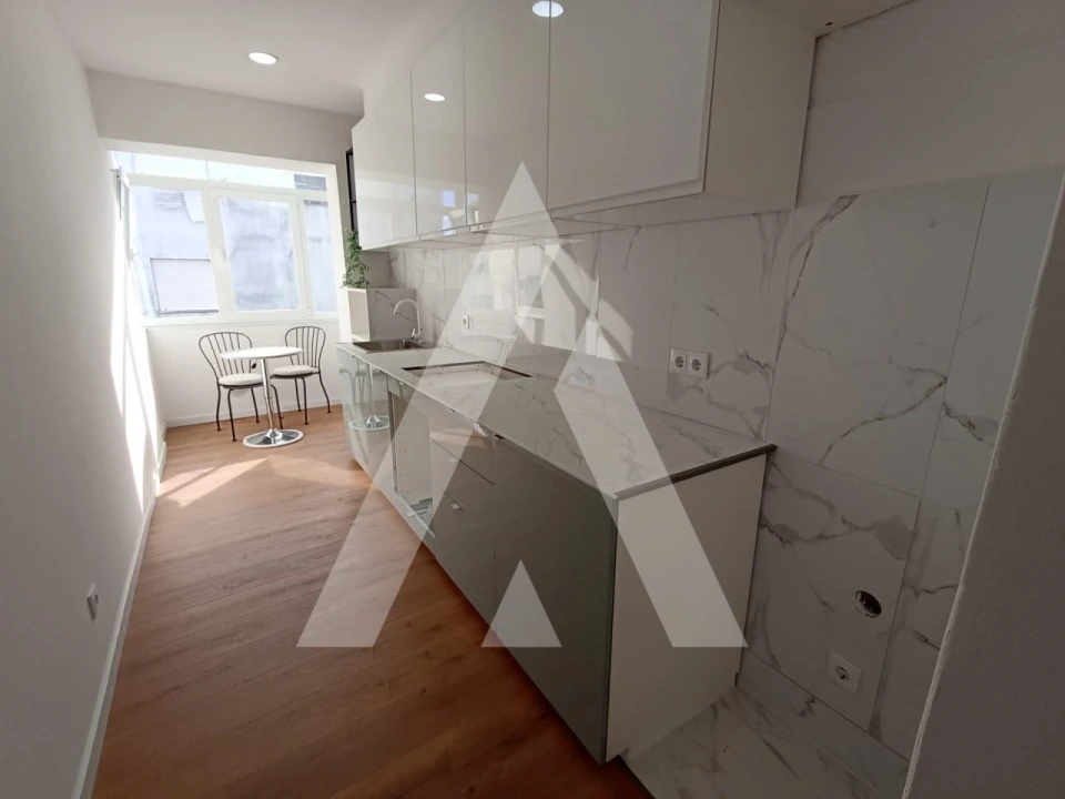 Apartamento T2 para Venda em Santa Maria Maior e Monserrate e Meadela Foto 9
