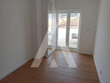 Apartamento T2 para Venda em Santa Maria Maior e Monserrate e Meadela