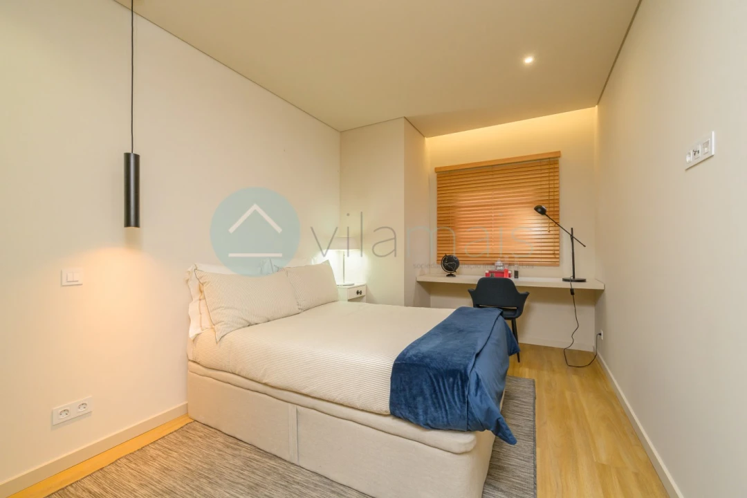 Apartamento T4 para Venda em Ramalde Foto 7