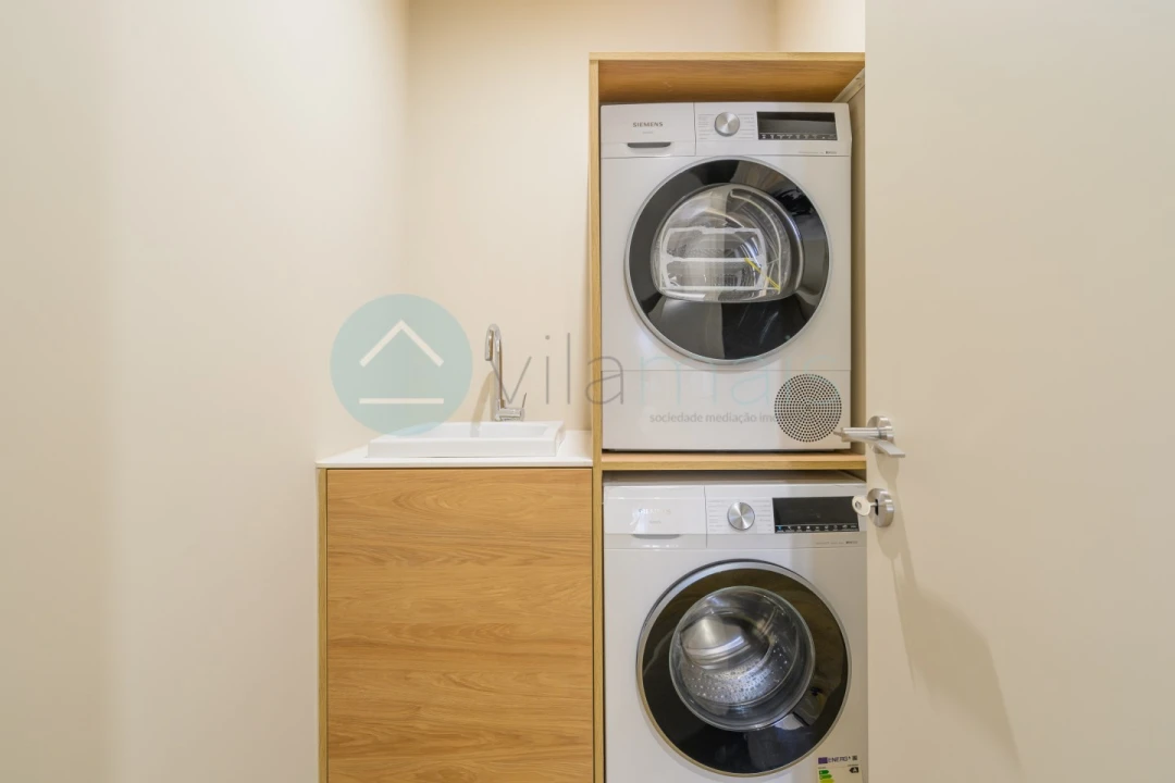 Apartamento T4 para Venda em Ramalde Foto 12