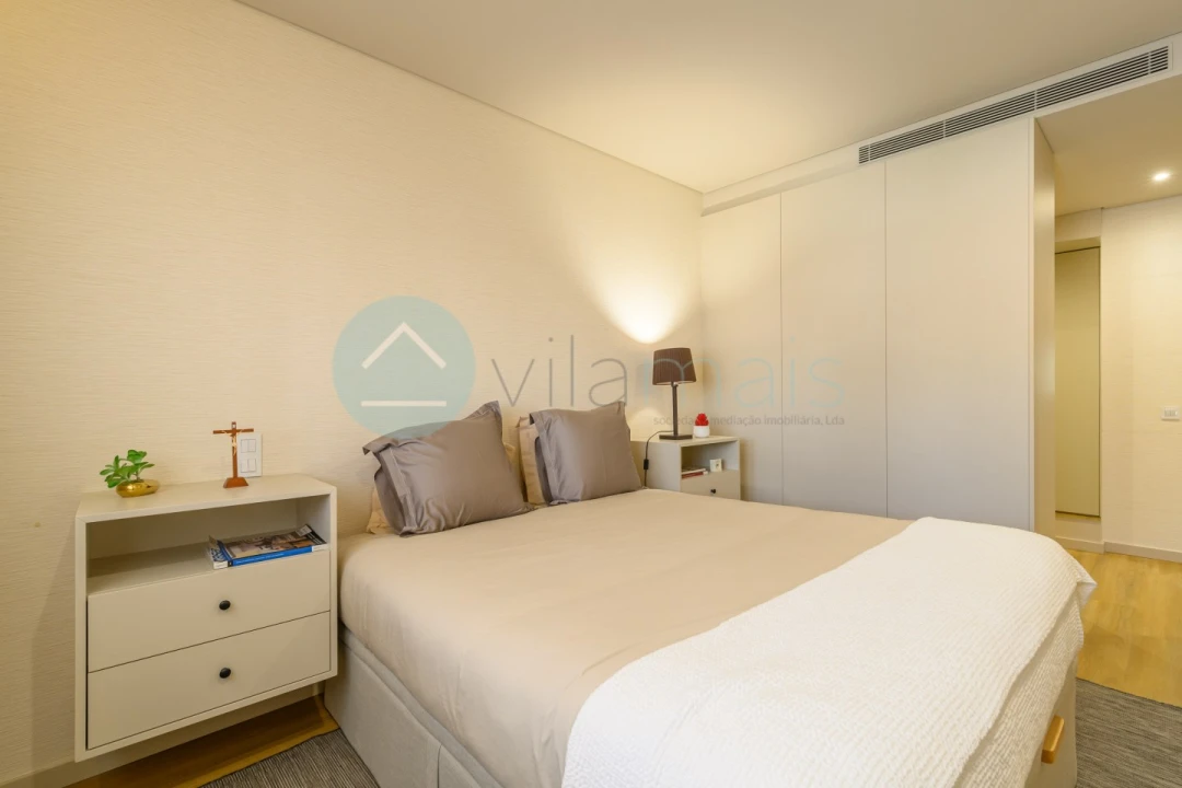 Apartamento T4 para Venda em Ramalde Foto 19