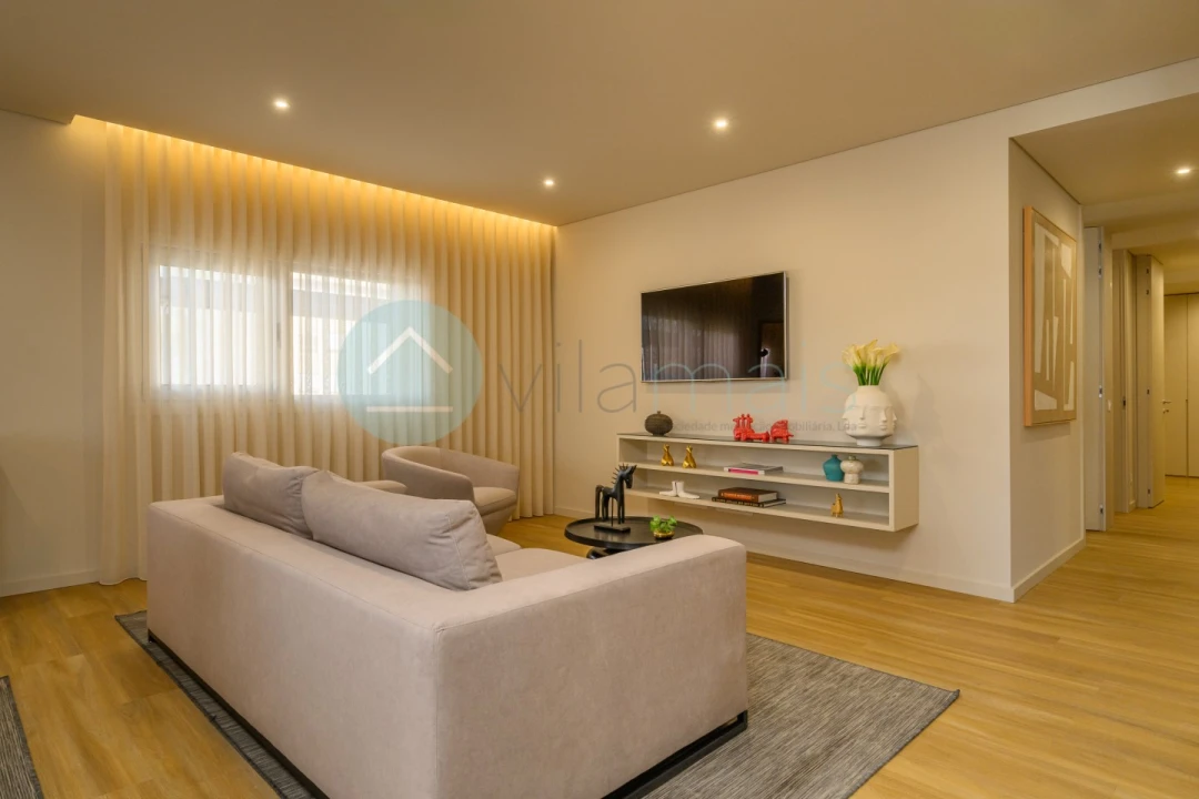 Apartamento T4 para Venda em Ramalde Foto 25