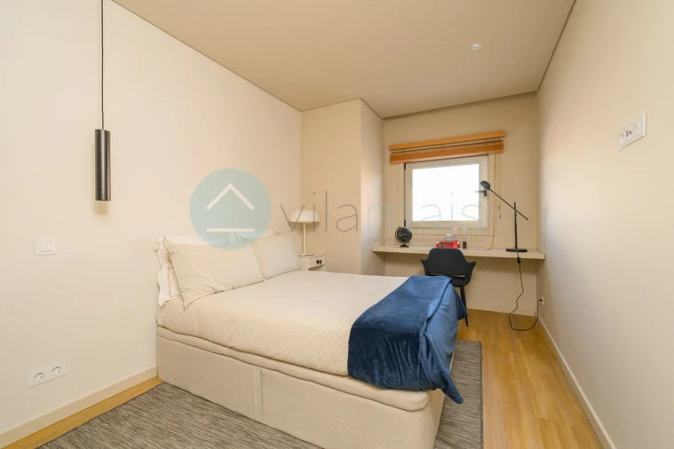 Apartamento T4 para Venda em Ramalde Foto 6