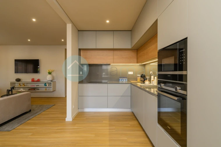 Apartamento T4 para Venda em Ramalde Foto 31