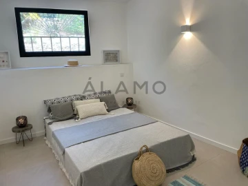 Moradia T3 para Venda em Santa Barbara de Nexe