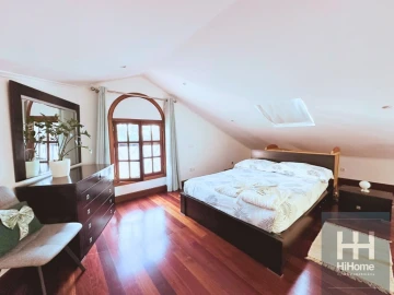 Moradia T4 para Venda em Funchal (São Pedro)