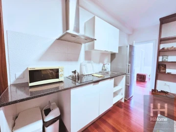 Moradia T4 para Venda em Funchal (São Pedro)