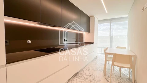 Apartamento T3 para Venda em Campolide