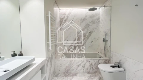 Apartamento T3 para Venda em Campolide